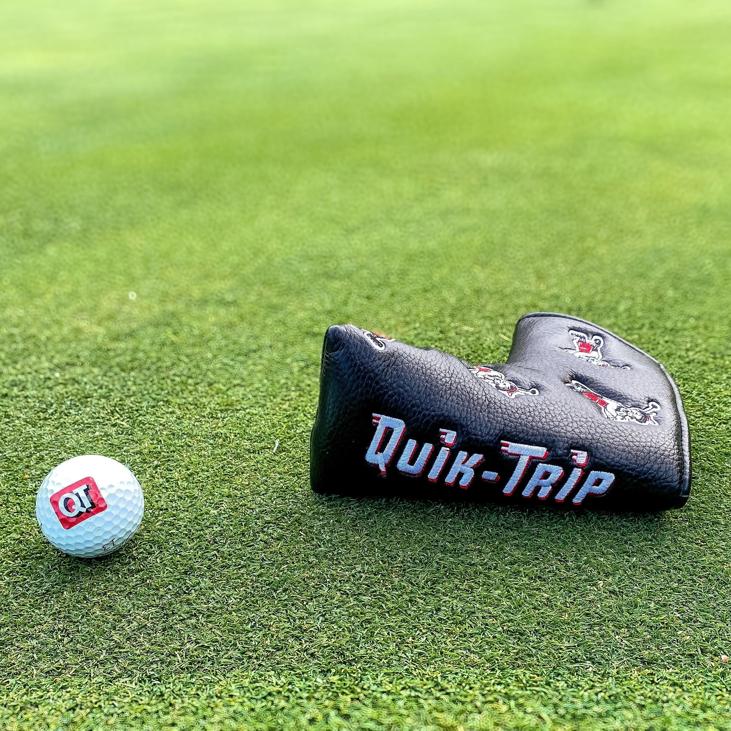153-mr-quikie-blade-putter-cover-2.jpg Mr Quikie Blade Putter Cover