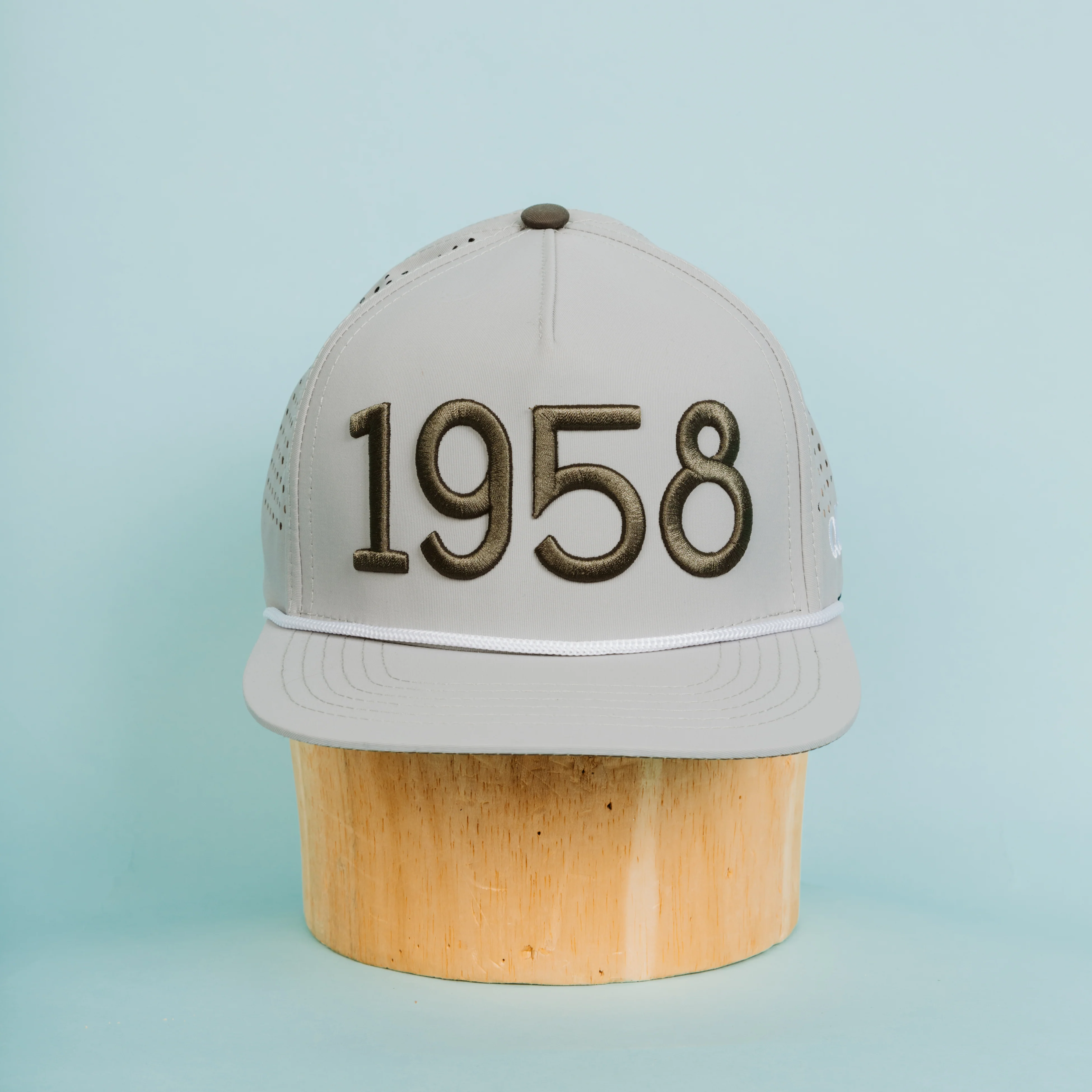 156-staunch-traditional-outfitters-quiktrip-1958-gray-hat-1.webp Staunch Traditional Outfitters QuikTrip 1958 Gray Hat