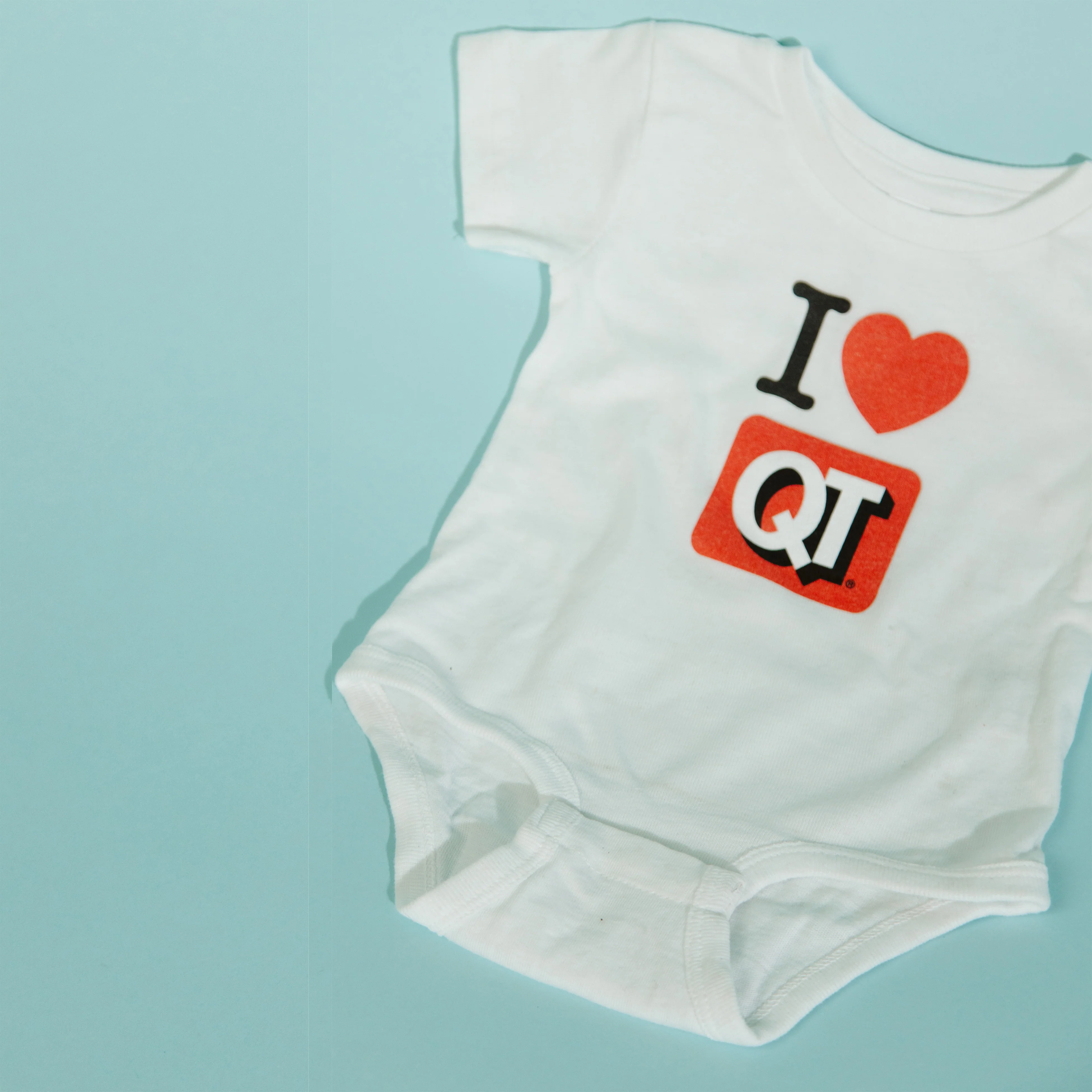 160-i-heart-qt-kids-onesie-2.webp I Heart QT Kids Onesie