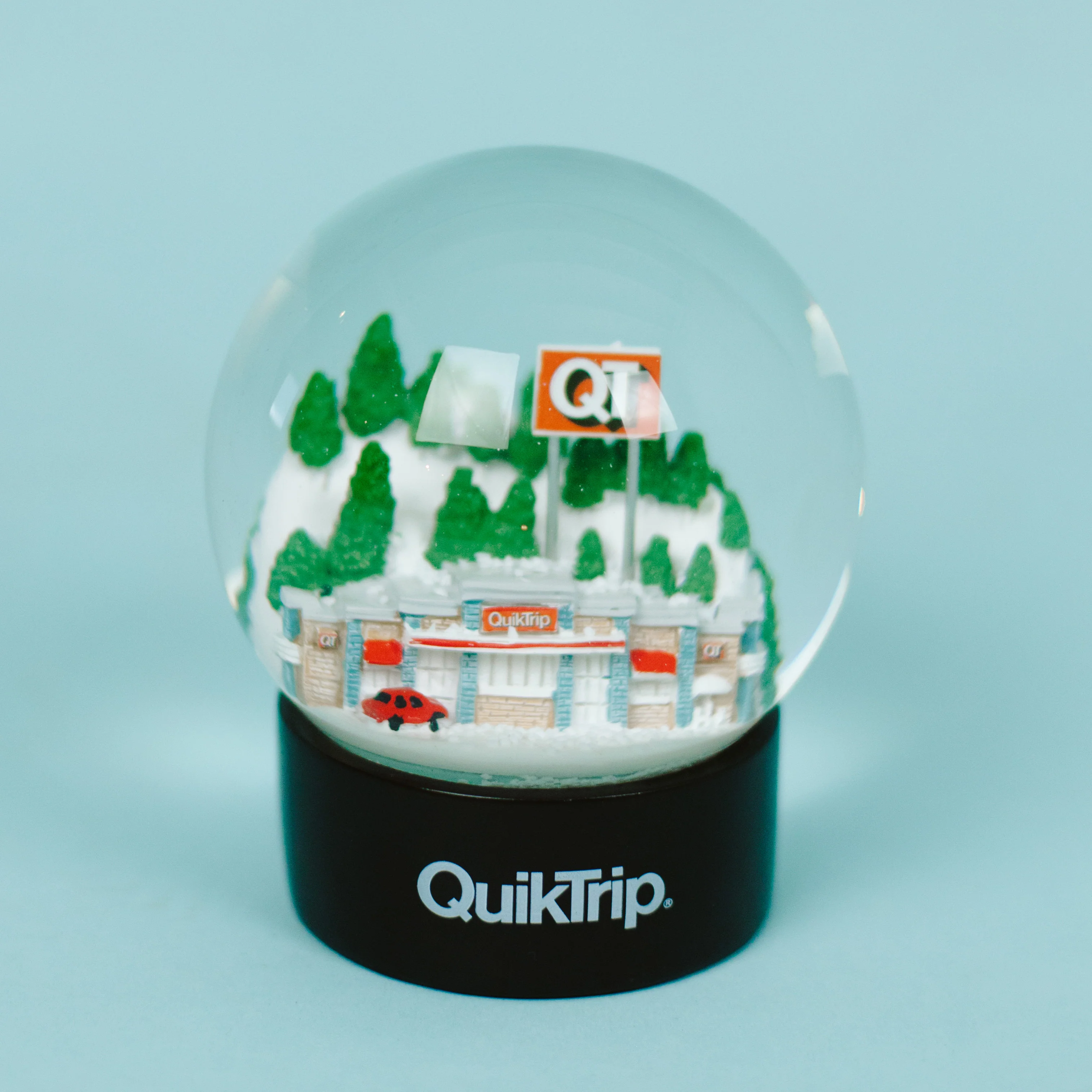 QuikTrip Snow Globe