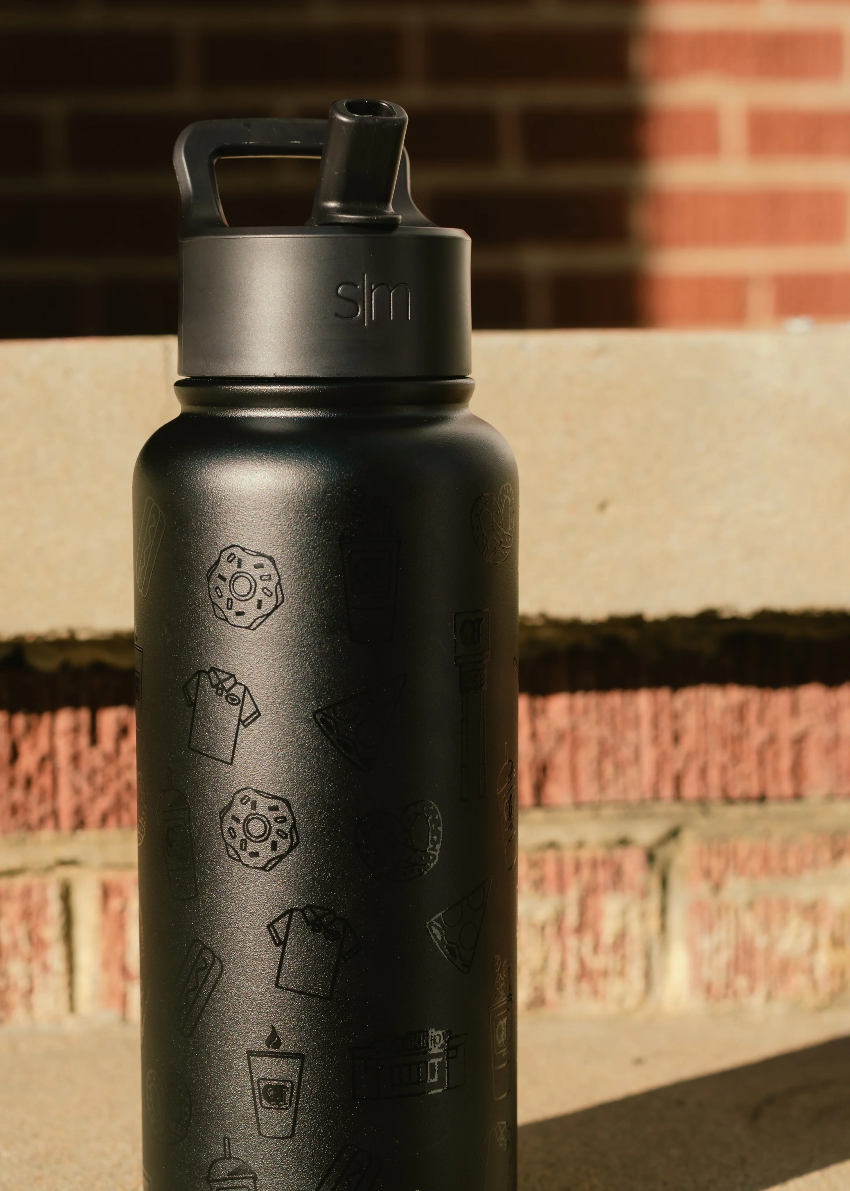 Simple Modern Black 32oz Summit Bottle