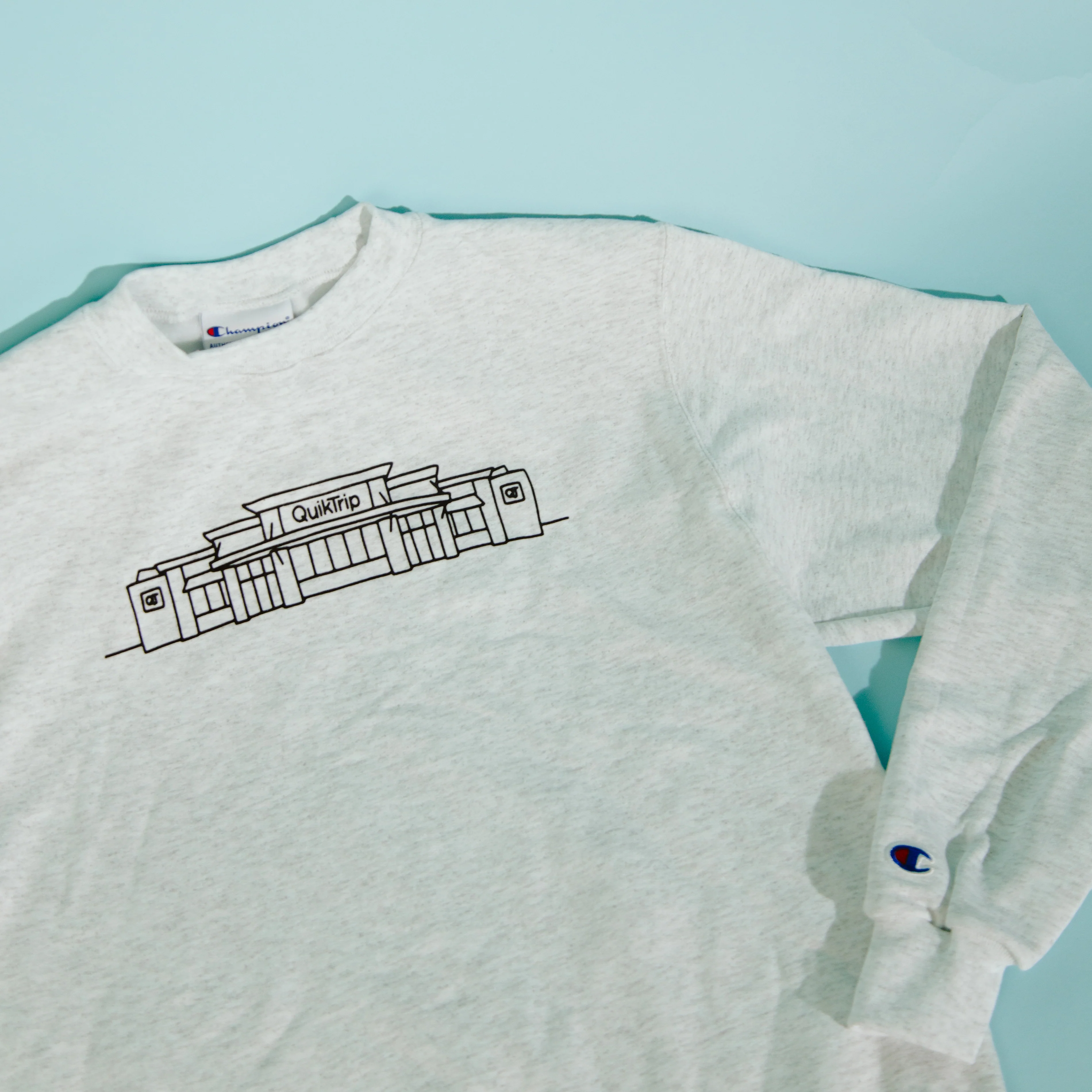 95-quiktrip-gray-youth-crewneck-sweatshirt-2.webp QuikTrip Gray Youth Crewneck Sweatshirt